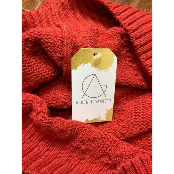 Loro Piana Men's Red Cable Knit Crew Neck Sweater, Size L | 50 - Picture 7 of 8